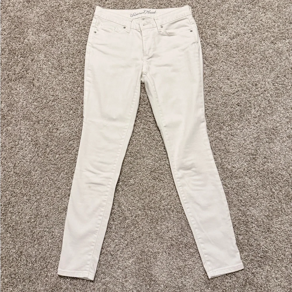 Universal Thread Jeans - Picture 1 of 5